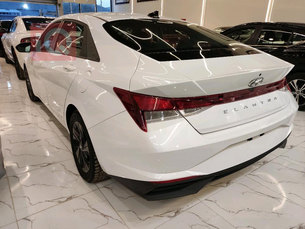 هیوندای ئەلەنترا